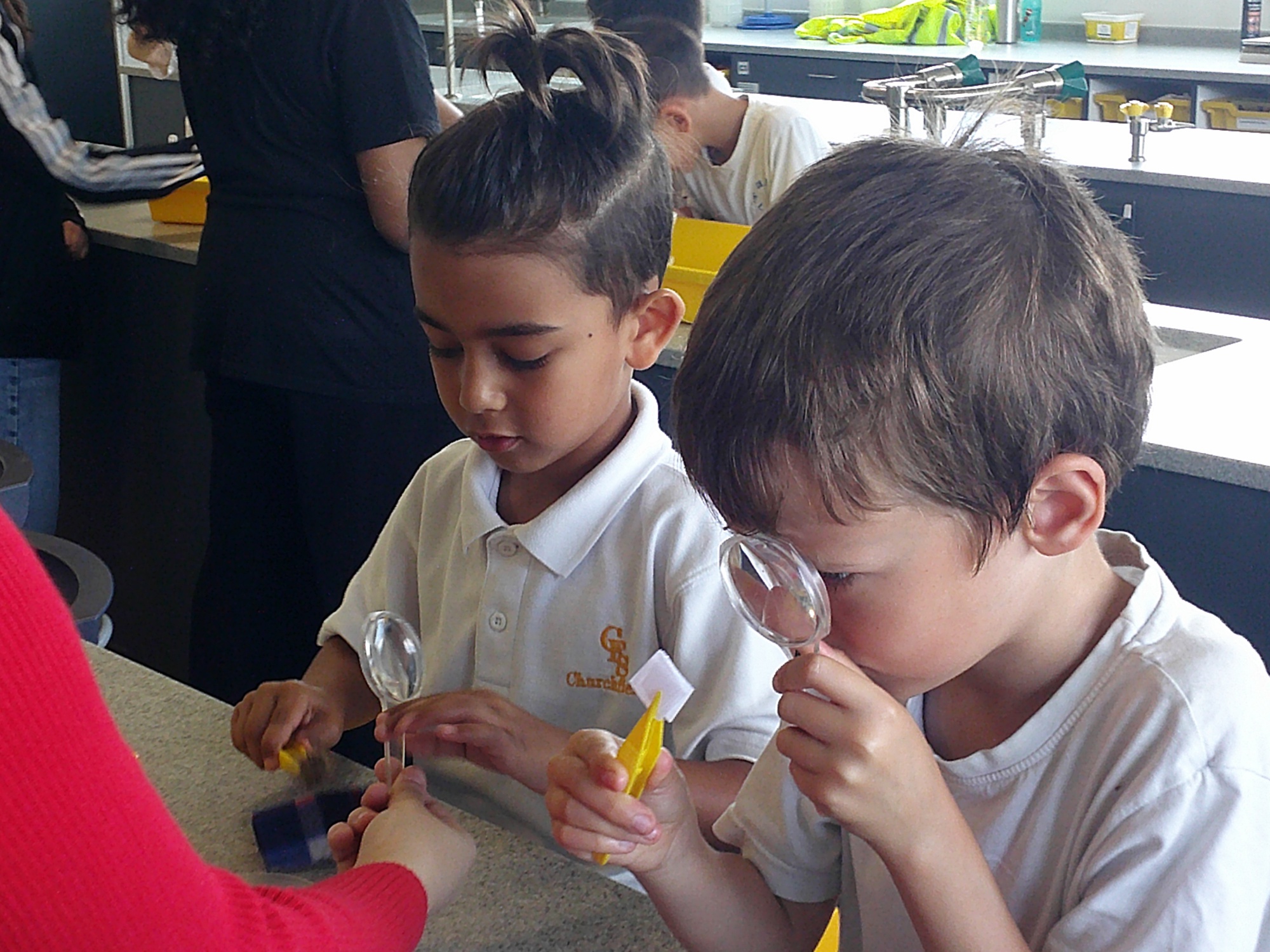 Children learning science on a day trip
